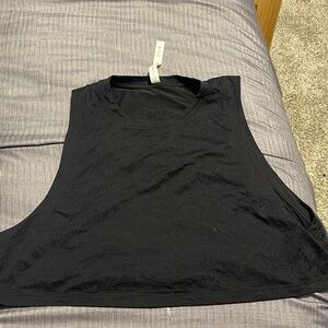 Lululemon cropped tank top